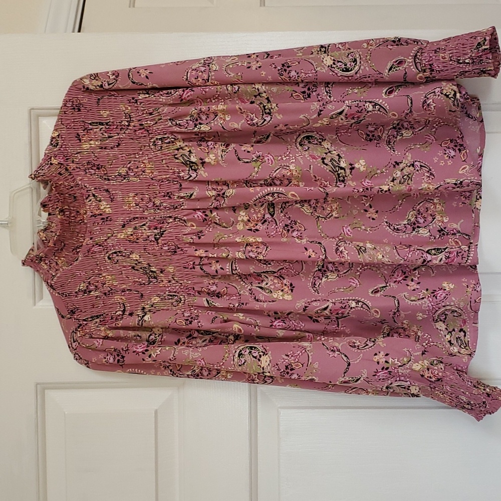 Blouse size large.